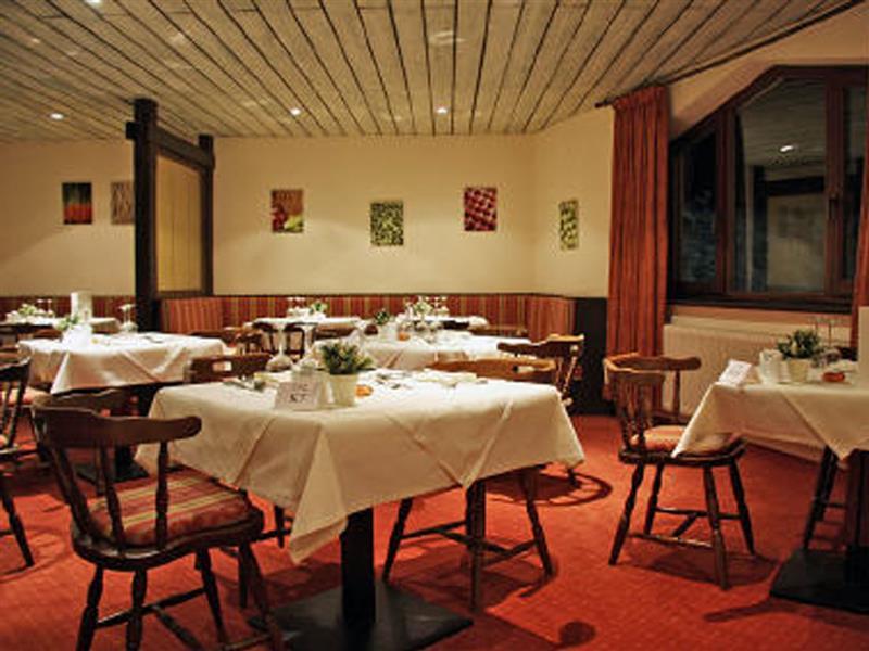 Hotel Mooserkreuz Sankt Anton am Arlberg Restoran gambar